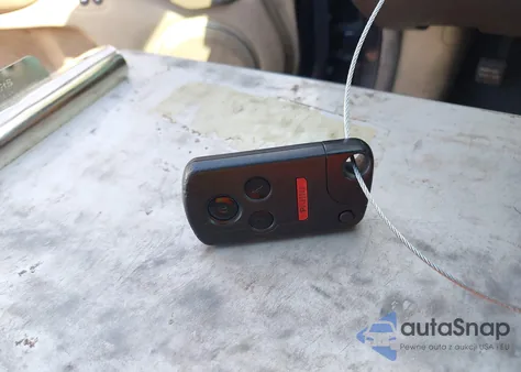 2005 Acura Rl 3.5 z USA, uszkodzony, nr VIN JH4KB16595C012812